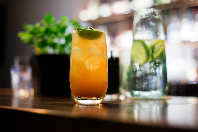 Botanic Bar & Bistro - Gastronomie a pohostinství