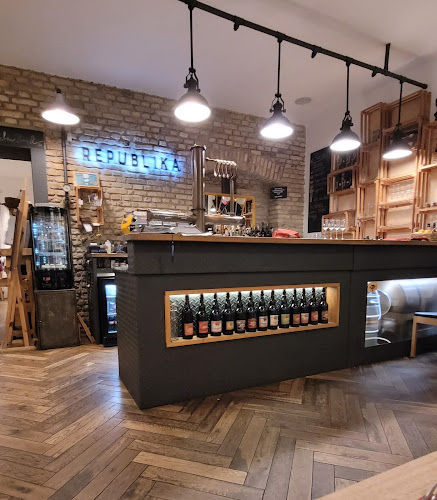 Opinii despre Restaurace Republika în Chomutov - Gastronomie a pohostinství