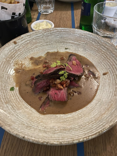 Opinii despre Vinohradský Parlament în Vinohrady - Gastronomie a pohostinství