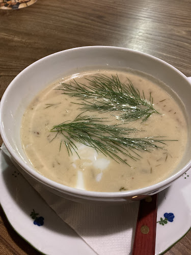 Opinii despre Restaurace U Kašpárka în Strašnice - Gastronomie a pohostinství