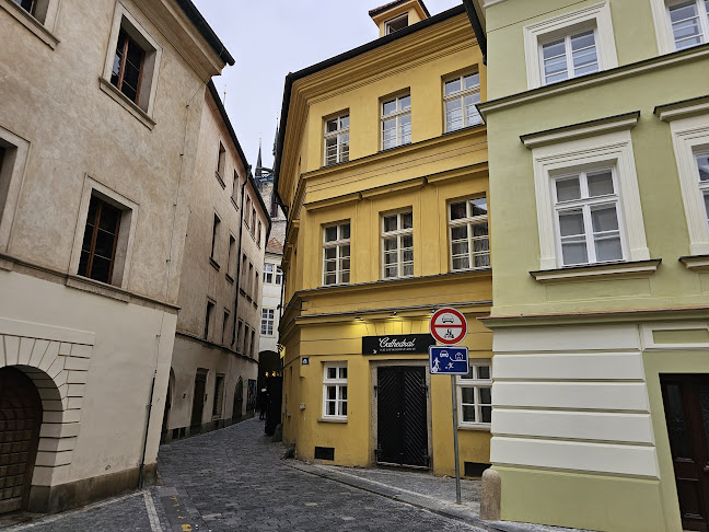 Comentarii opinii despre Cathedral Café