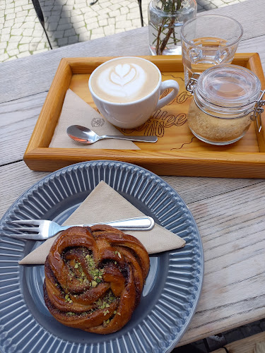 Comentarii opinii despre Balloo Coffee