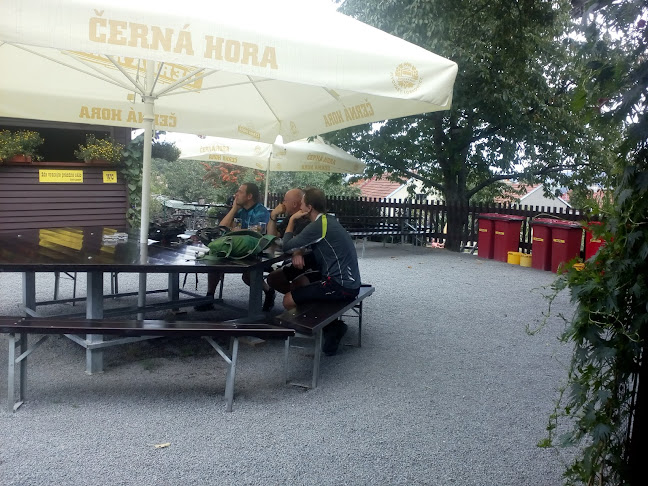 Hostinec U Zvěřinů & zahrádka - Gastronomie a pohostinství