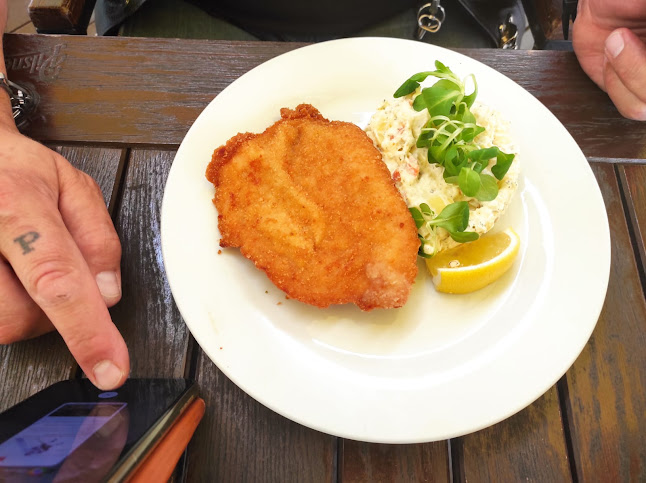 Opinii despre Café Restaurant Caesar în Olomouc - Gastronomie a pohostinství