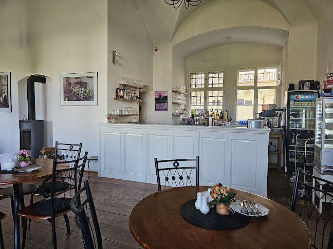 Comentarii opinii despre Kavárna na zámku