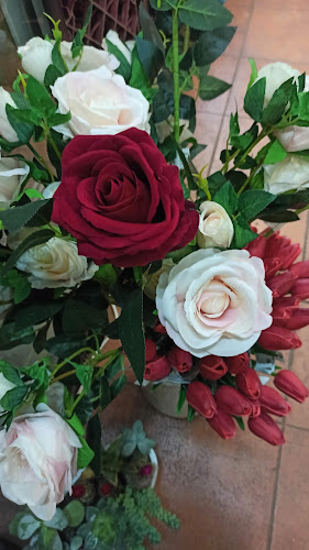 Květinářství u Santošky - Gastronomie a pohostinství