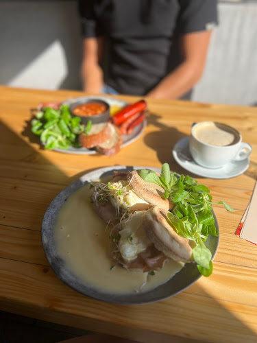 Opinii despre Sector B în Břeclav - Gastronomie a pohostinství