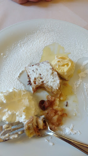 Hradčanské nám. 61/11, 118 00 Praha 1-Hradčany