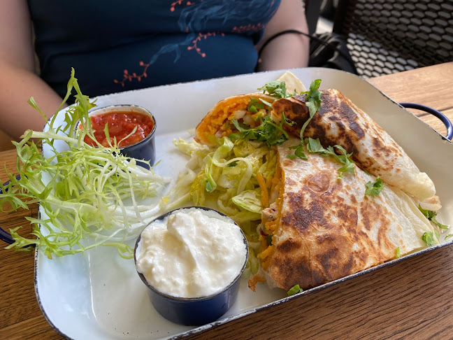 Opinii despre Vinohradský bulvár în Vinohrady - Gastronomie a pohostinství