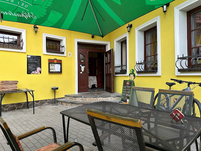 nám. Svobody 275, 687 08 Buchlovice