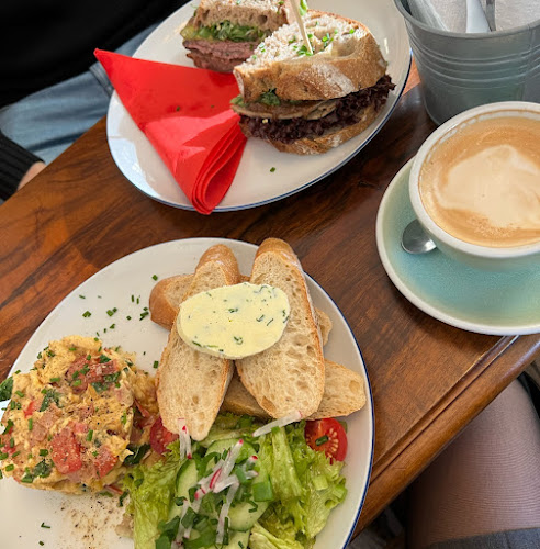 Le Caveau Cukrárna, kavárna, čajovna