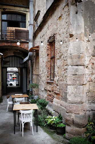 Schovaná Kavárna - Gastronomie a pohostinství