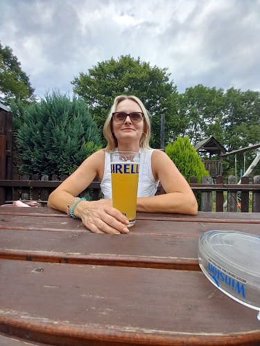 Summer bright Hostivař - Gastronomie a pohostinství