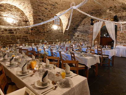 Restaurace a Vinárna Na Zámečku