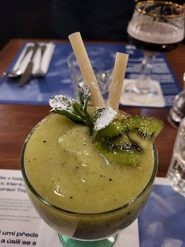 Opinii despre Bruxx în Praha - Gastronomie a pohostinství