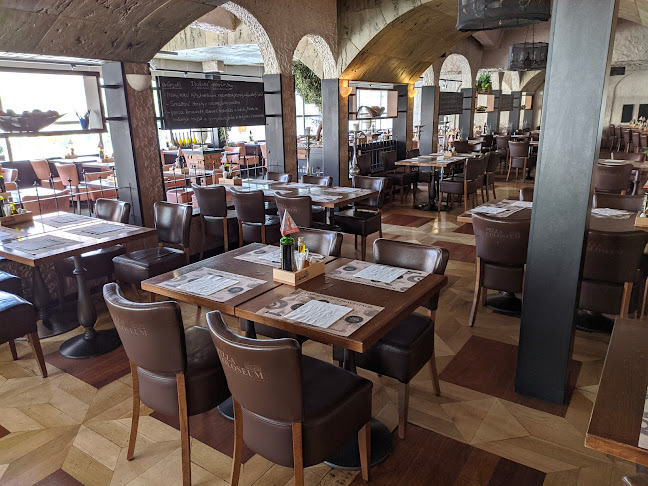 Opinii despre Pizza Coloseum - Zlatý Anděl în Praha - Gastronomie a pohostinství