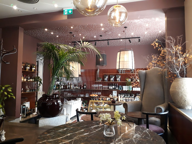 Comentarii opinii despre La Boheme Cafe