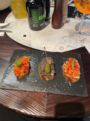 Comentarii opinii despre Garage Osteria