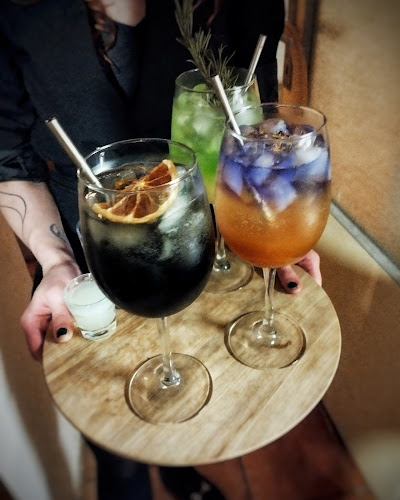 Comentarii opinii despre Zatím Nevím