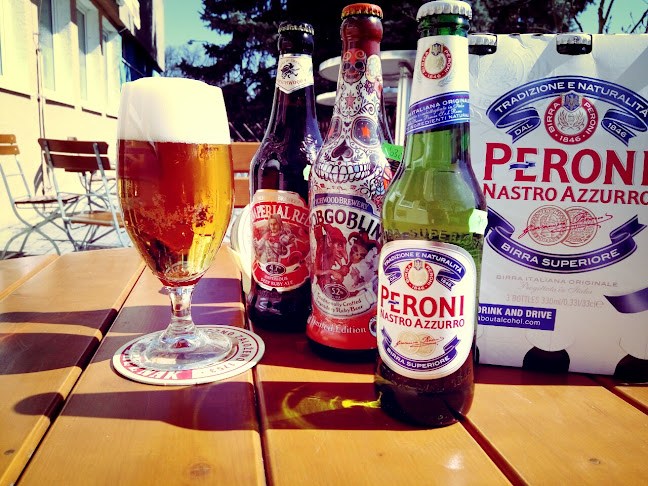 Opinii despre Sport Bar Koupaliště în Louny - Gastronomie a pohostinství