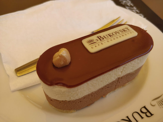 Comentarii opinii despre Bukovský kavárna a cukrářství