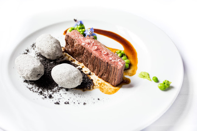 Opinii despre White Circus în Nové Město - Gastronomie a pohostinství