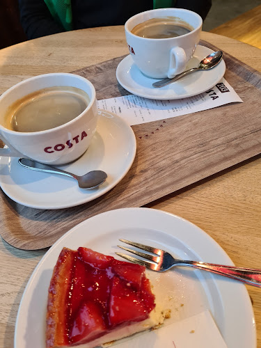 Comentarii opinii despre Costa Coffee