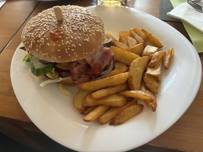 Opinii despre Pod Parohama în Ostrava - Gastronomie a pohostinství