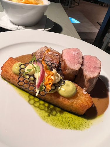 Opinii despre Restaurace Svatá Klára în Praha 7 - Gastronomie a pohostinství