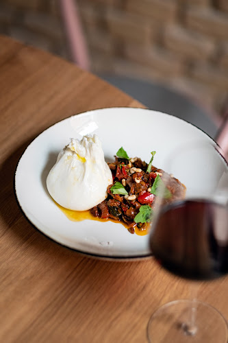 Krkonošská 1471/17, 120 00 Vinohrady