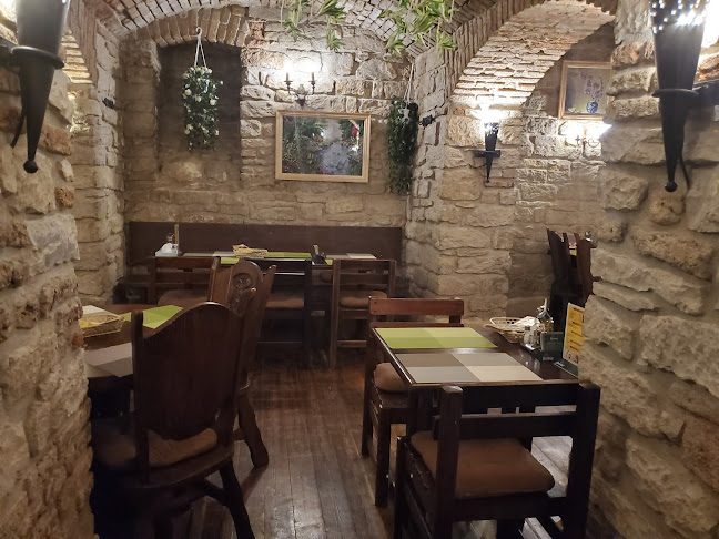 Ostrovského 365/7, 150 00 Praha 5-Smíchov