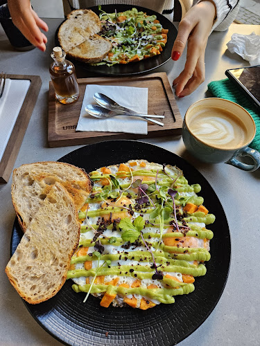 ALOHA BAR & CLUB PRAGUE - Josefov