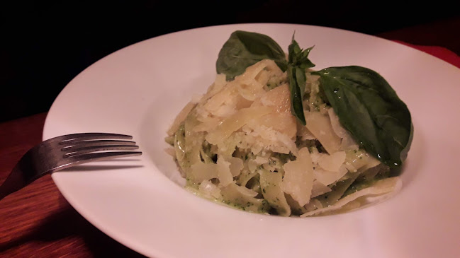 Pizzeria Kmotra Kavárna - Nové Město