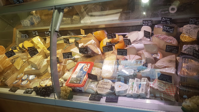 Český archiv vín Dejvice (vinotéka, vinný bar, sýrárna, eshop s vínem) - Praha