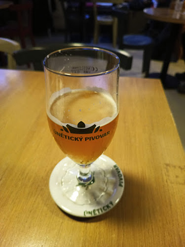 Opinii despre Café Záhorský în Praha - Gastronomie a pohostinství