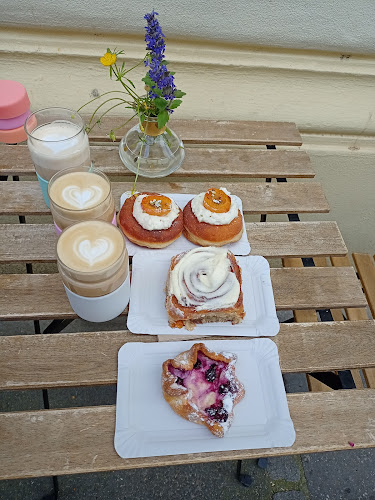 Letec espresso bar - Gastronomie a pohostinství