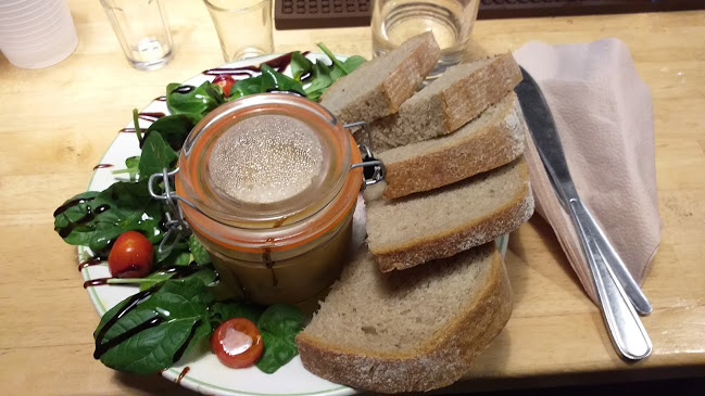 Klub Centrála - Gastronomie a pohostinství