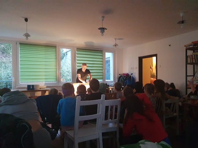 Komunitní centrum a kavárna MEZI DOMY - Gastronomie a pohostinství