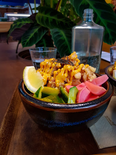 MANYA Sushi & Sake Izakaya - Gastronomie a pohostinství