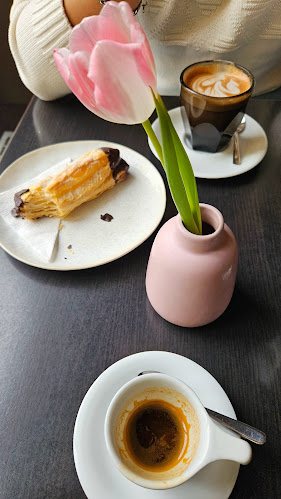 Black Tree Cafe - Gastronomie a pohostinství