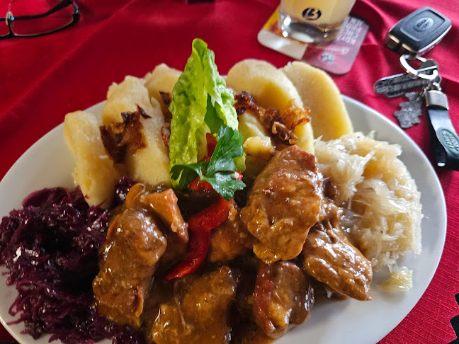 Opinii despre Restaurace U Kaple în Lovosice - Gastronomie a pohostinství