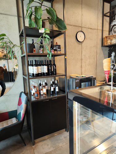 Comentarii opinii despre DELI ENGINE