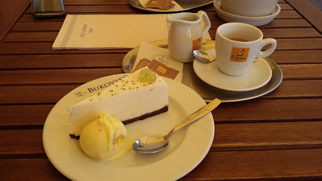 Comentarii opinii despre Bukovský kavárna a cukrářství