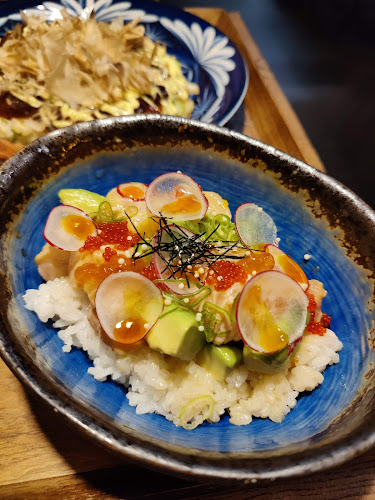 MANYA Sushi & Sake Izakaya - Brno