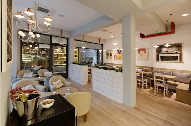 MyRaw Café