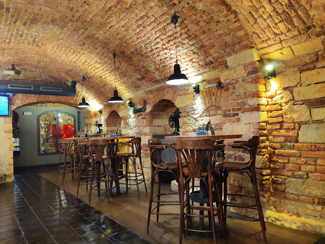 Opinii despre Serial Burgers în Nové Město - Gastronomie a pohostinství