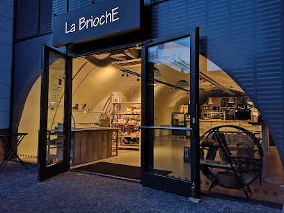 French Bakery La Brioche