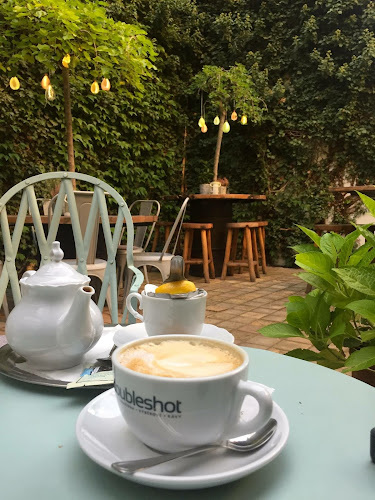 Opinii despre Cathedral Café în Staré Město - Gastronomie a pohostinství