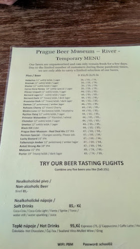 Opinii despre Prague Beer Museum în Staré Město - Gastronomie a pohostinství