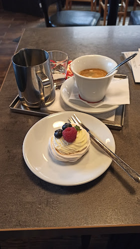 Comentarii opinii despre NC CAFÉ